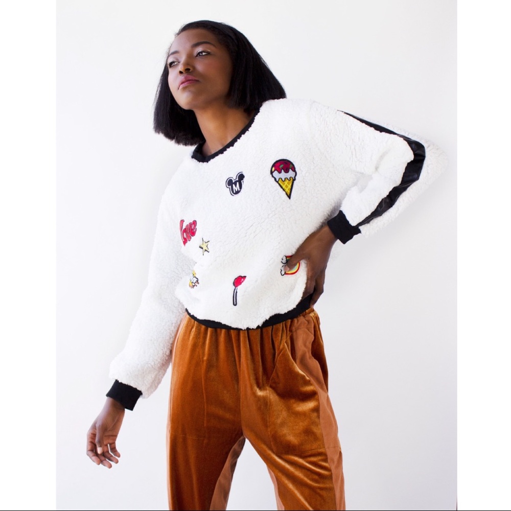 Animé Aplliqués Sweater